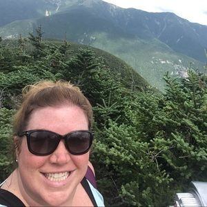 Meet your Posher, Katie